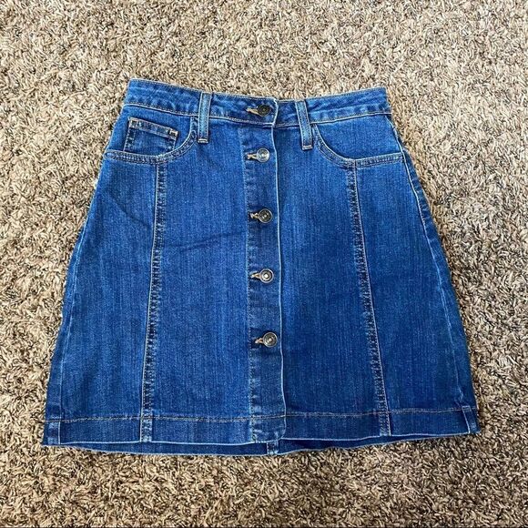 Just Black BUTTON-FRONT DENIM SKIRT - Picture 2 of 8